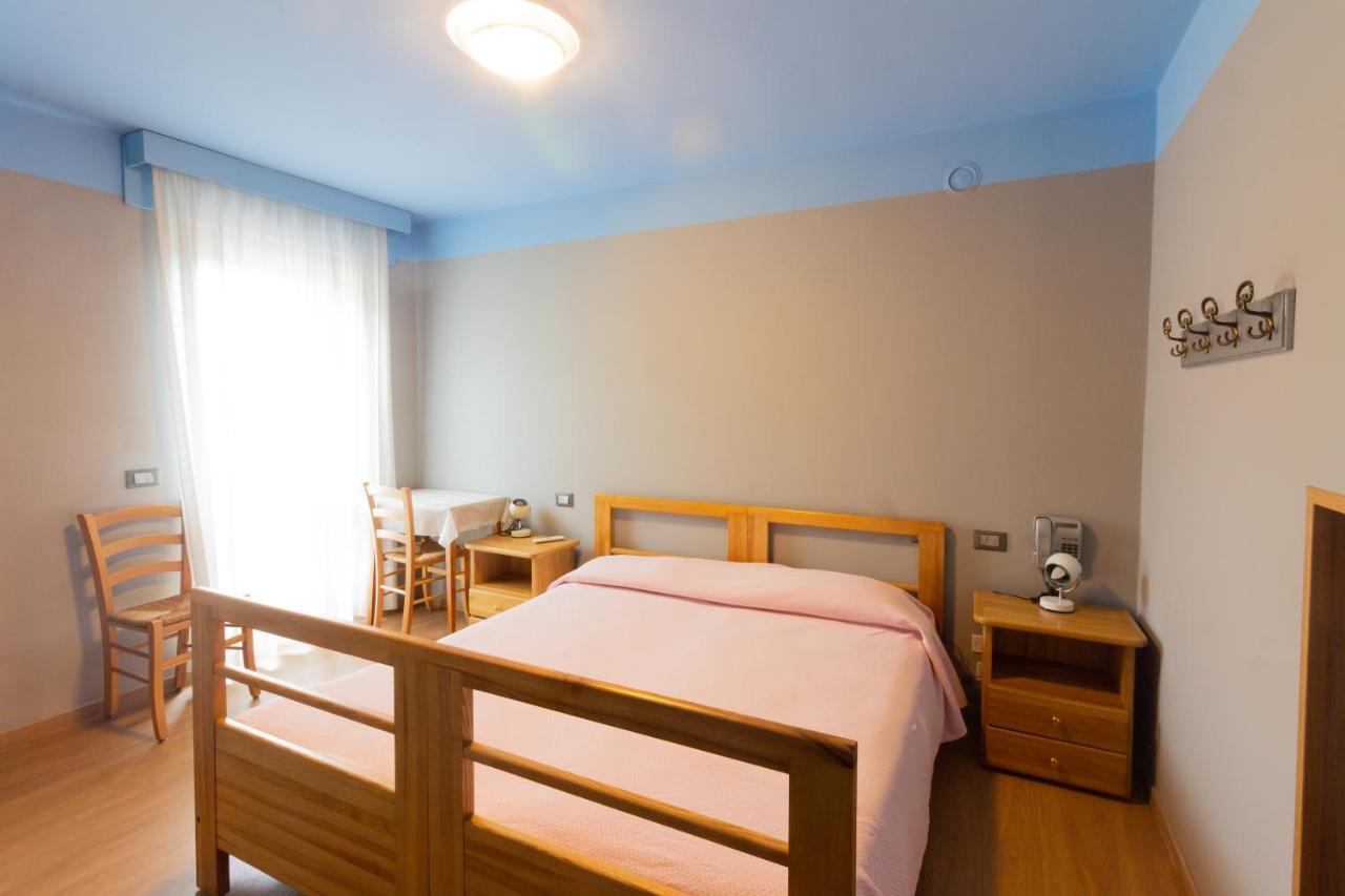 Albergo Speranza أسياجو المظهر الخارجي الصورة
